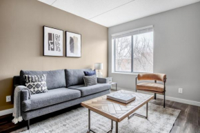 Brookline 1br w gym nr Brookline Village T BOS-852